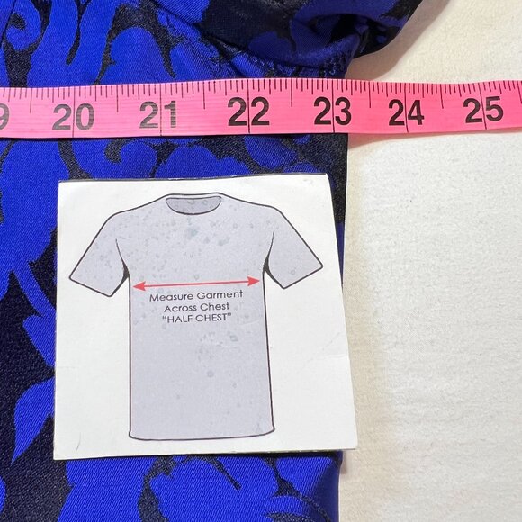 💙Chico's Royal Blue & Black floral pattern 100% Silk Jacket lined Size 3 (XL) - Picture 10 of 10